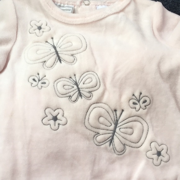 NWOT First Impressions onesie. Size 3-6 months - Picture 3 of 6